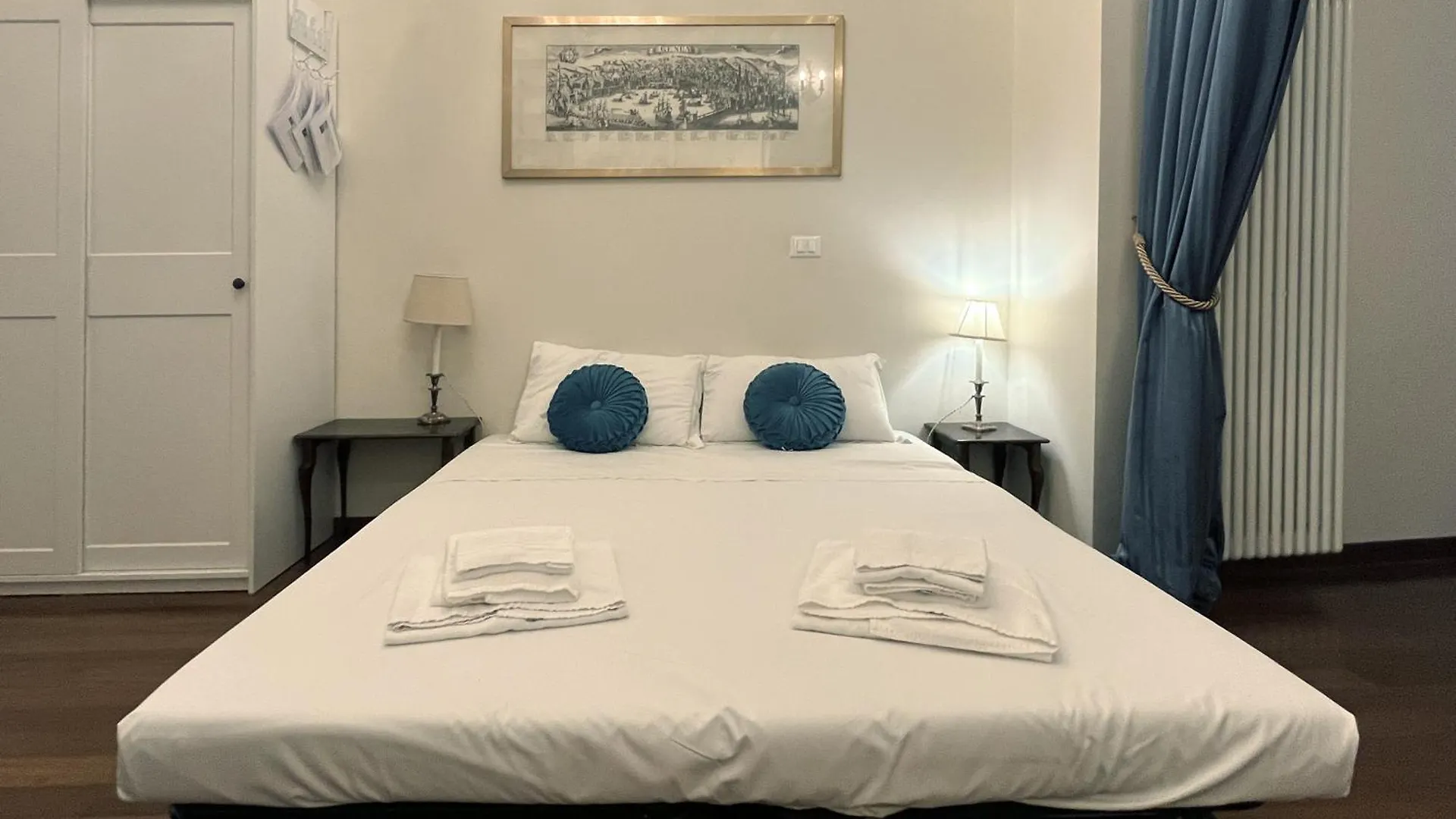 Giano Host - Lomellini Apartment Genoa Italy